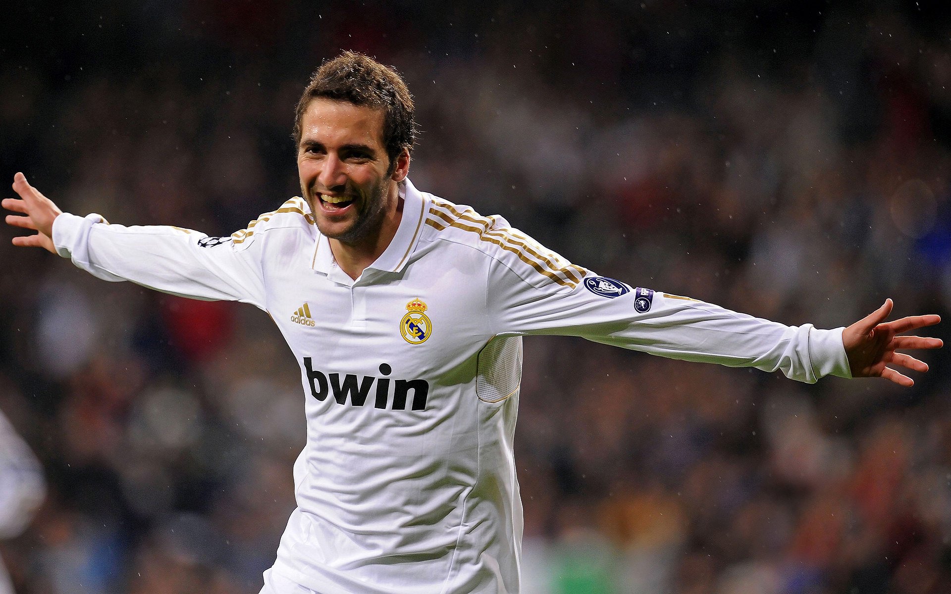 意甲豪门巅峰对决：攻防两端精彩纷呈，意甲豪门有哪些